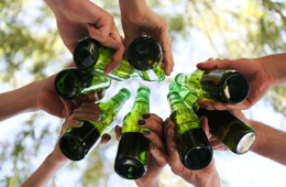 L'alcool, ami ou ennemi ? L'alcool, ami ou ennemi ?